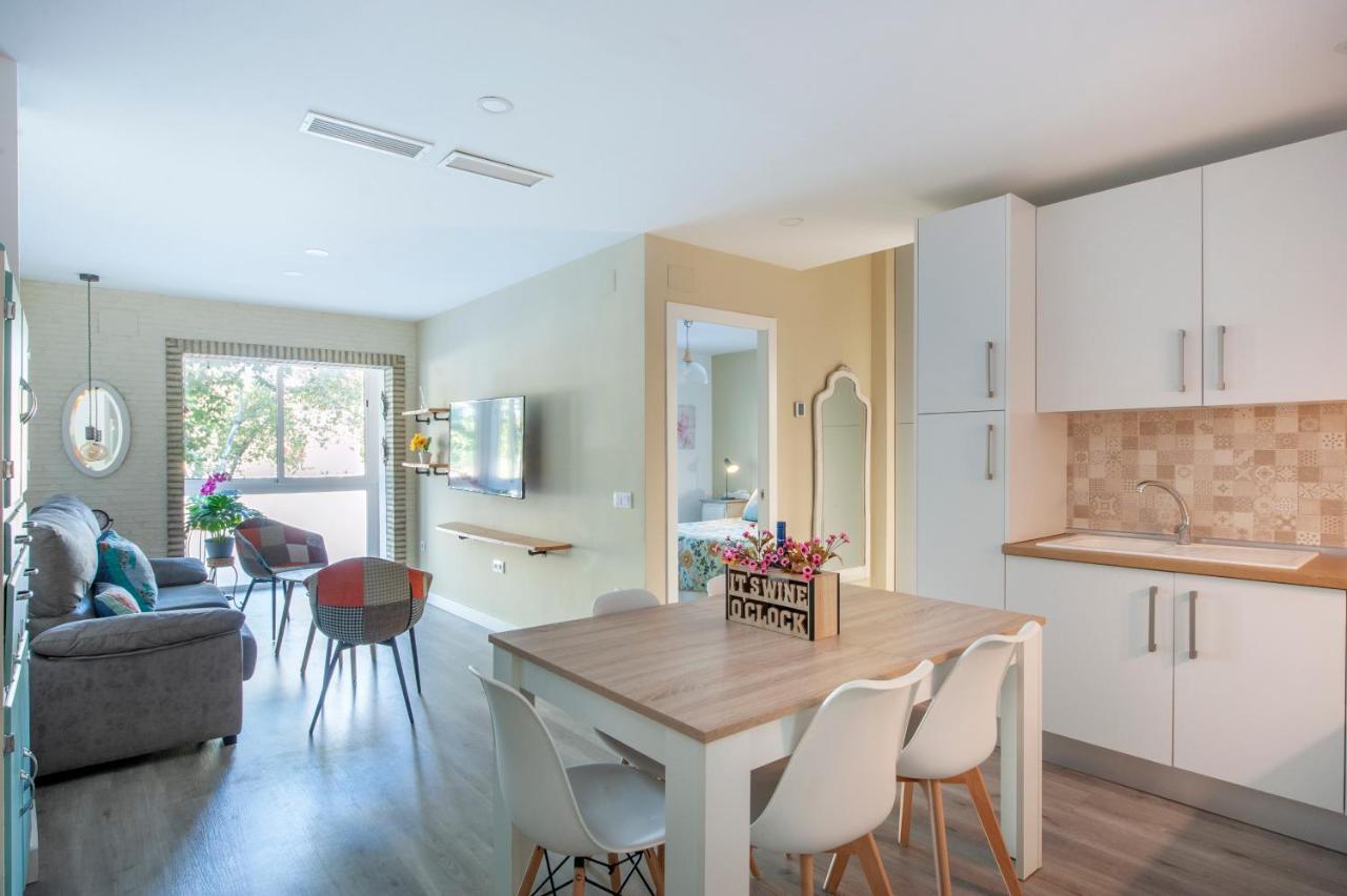 Casa Valentina: Confort Y Luz En Sevilla Centro Kültér fotó